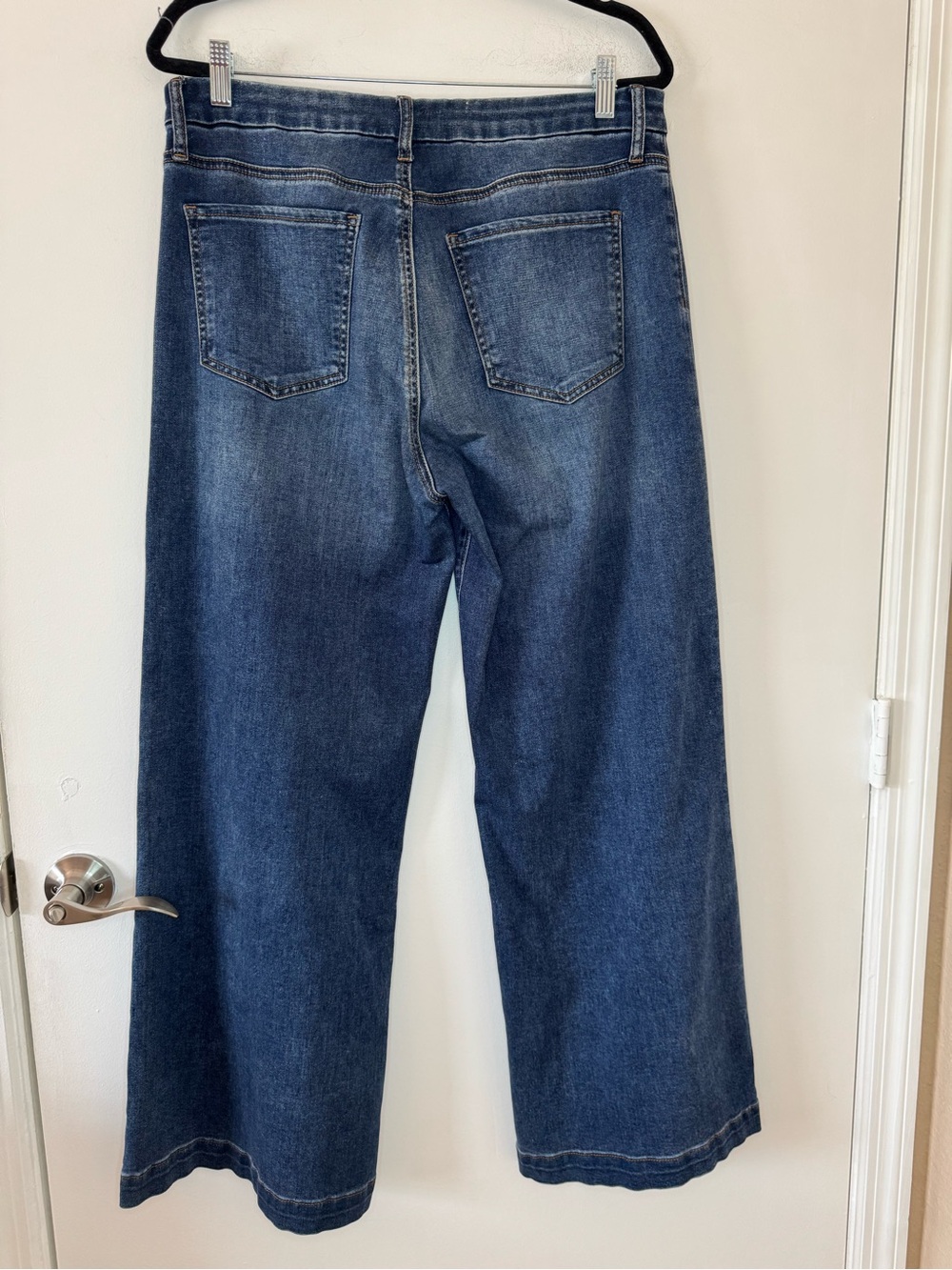 KUT from the Kloth Women's Meg High Rise Wide Leg Patch Pockets Jeans Size 12 - Picture 3 of 15